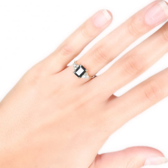 14ct Sapphire & Diamond Ring