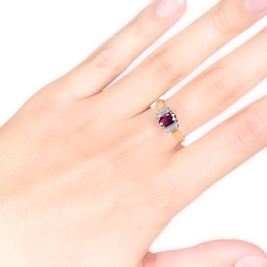18ct Yellow Gold Red Ruby Ring