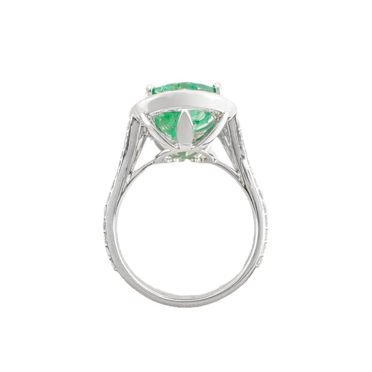 14ct White Gold Emerald & Diamond Ring