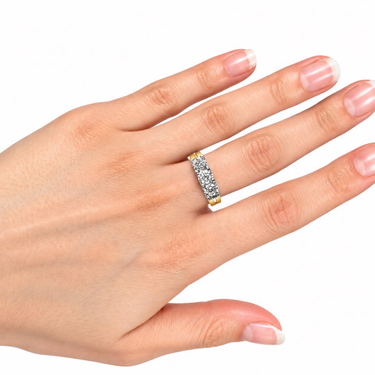 18ct Trilogy Diamond Ring, 1.58cts 