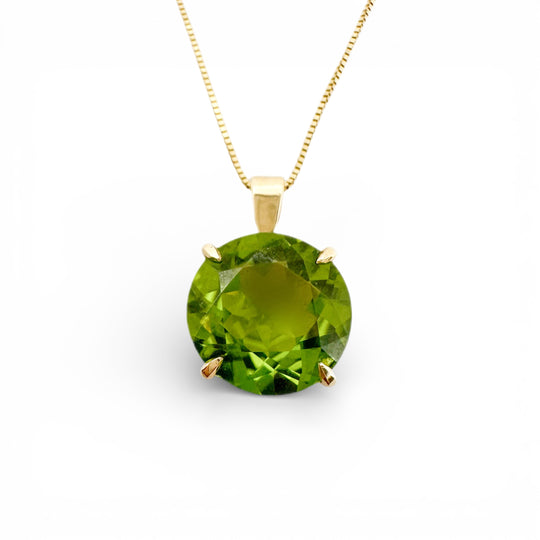 18ct Yellow Gold Peridot Pendant & Chain
