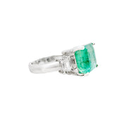 14ct, 3.00ct Emerald & Diamond Ring