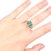 14ct, 3.00ct Emerald & Diamond Ring