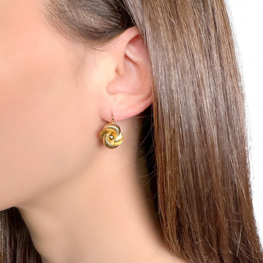 18ct Swirl Drop Earrings