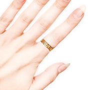 22ct Diamond Patterned Yellow Gold Band