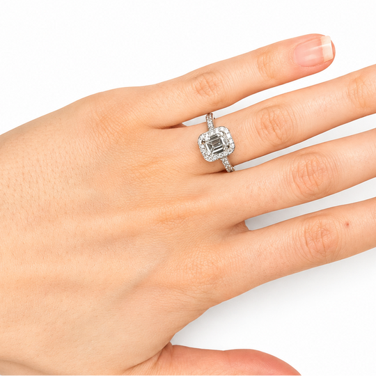 18ct White Gold Diamonds, Emerald Cut, Engagement Ring, 1.46cts
