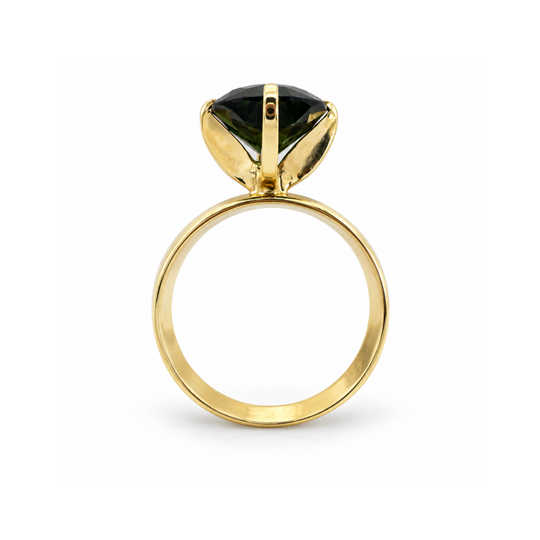 9ct Sapphire Ring, 4.75cts