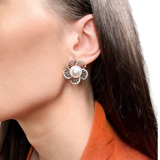 18ct Pearl & Diamond Flower Earrings