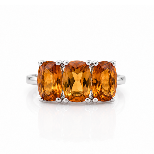 9ct White Gold Garnet Ring