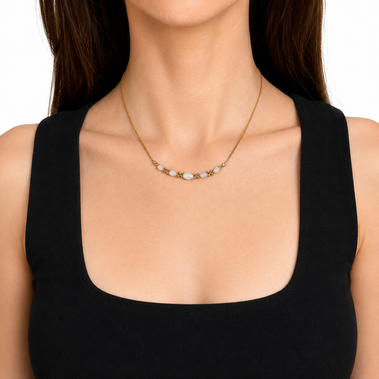 9ct Vintage Solid White Opal Necklace 