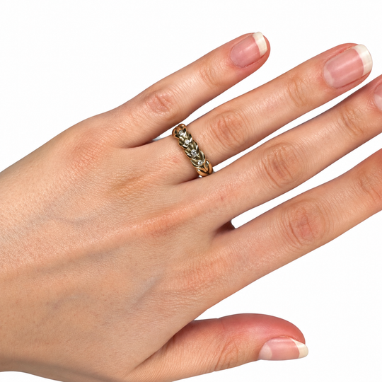 18ct Woven Diamond Ring