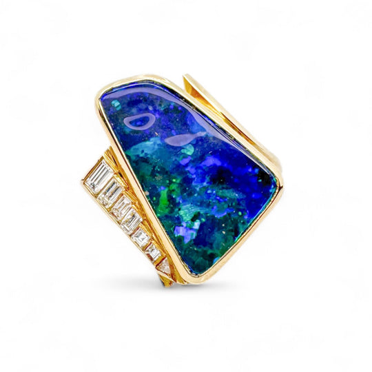 18ct Yellow Gold Opal & Diamond Ring
