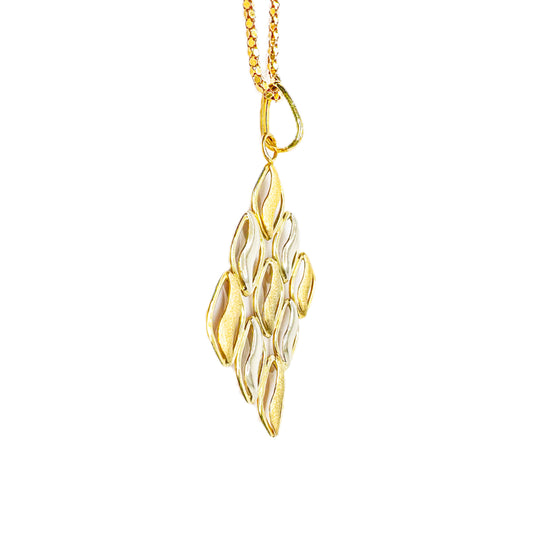 18ct Yellow & White Gold Diamond Shape Pendant