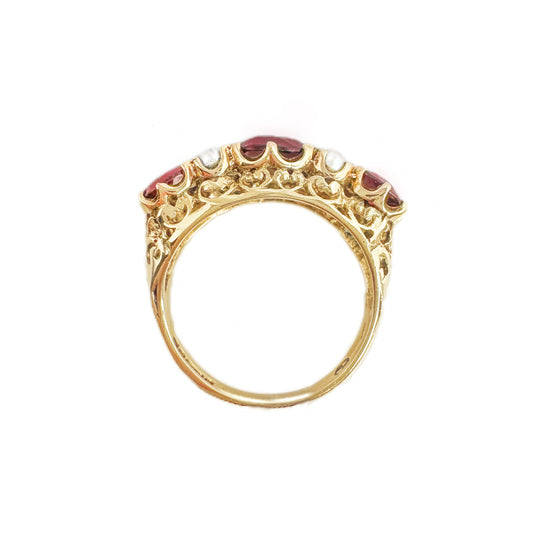 9ct Vintage Garnet Ring