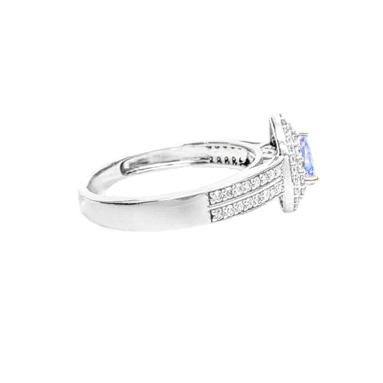 9 Karat Tansanit &amp; Diamant Halo Ring
