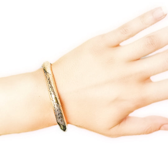 9ct Yellow Gold Patterned Bangle 