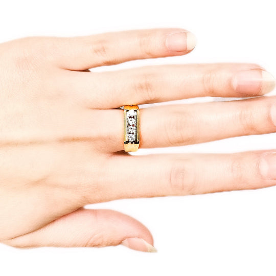 18ct Yellow Gold Four Diamond Ring