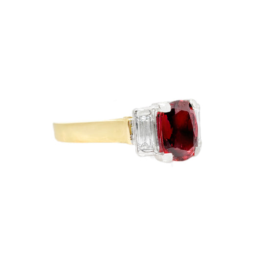 18ct Yellow Gold Red Ruby Ring