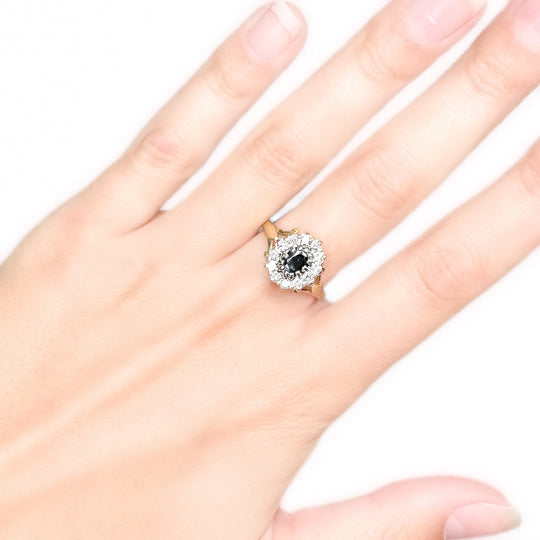 18 Karat Saphir- und Diamantring
