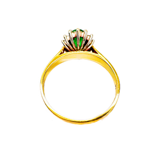 18ct Yellow Gold Emerald Ring With Diamond Halo