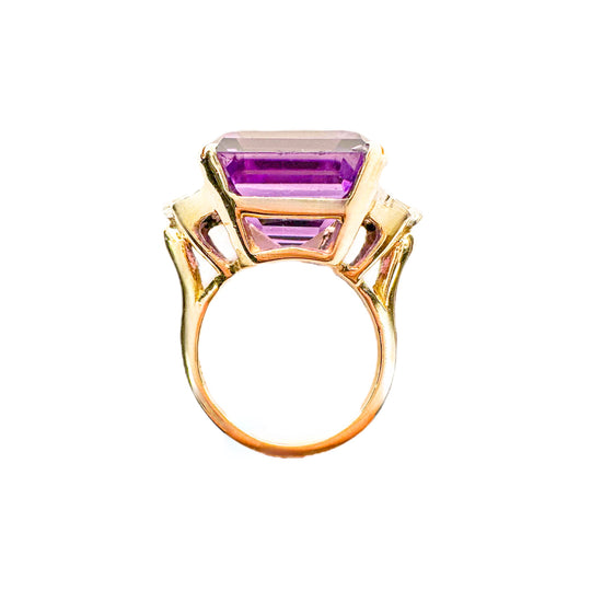 14ct Yellow Gold Amethyst Diamond Ring