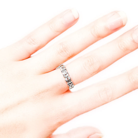 9ct White Gold Patterned Diamond Band