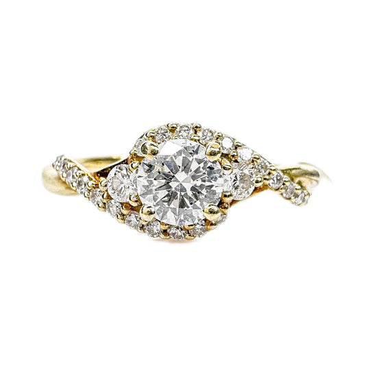 18ct Yellow Gold Fancy Diamond Ring