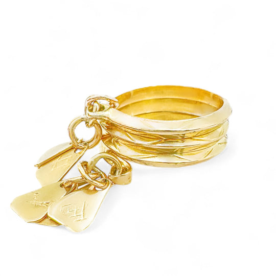 18ct Yellow Gold Charm Ring