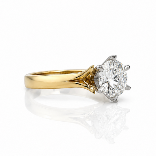 18ct Diamond Ring, 1.01cts