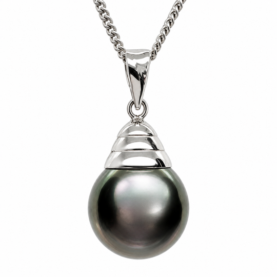 14ct White Gold Black Pearl Pendant