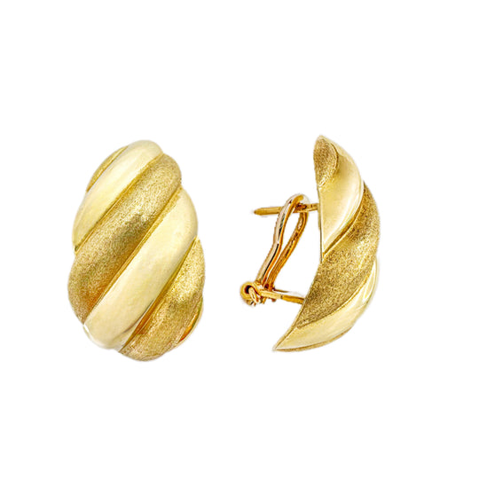 18ct Textured Vintage Earrings 