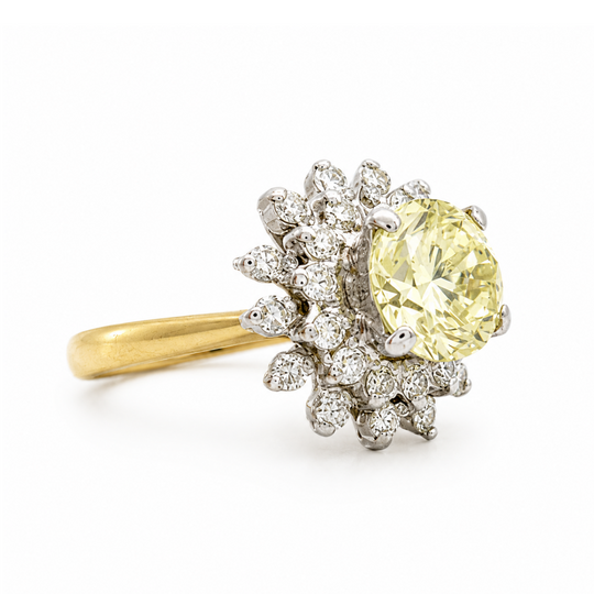 18ct Vintage Sunburst Diamond Ring, 1.70ct TW