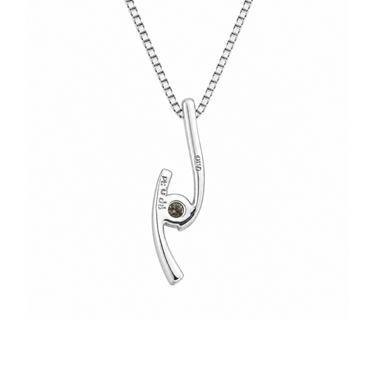 18ct White Gold Diamond Pendant
