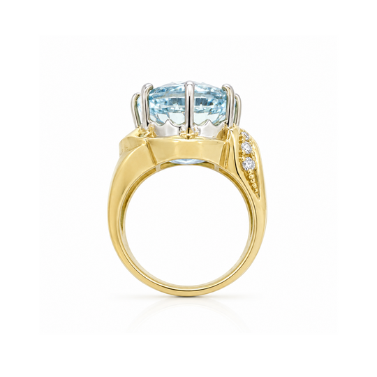 18ct Aquamarine & Diamond Ring 