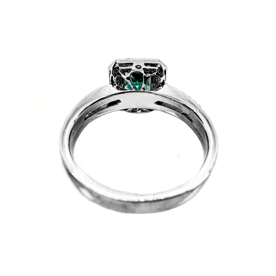 18ct White Gold Green Sapphire & Diamond Ring