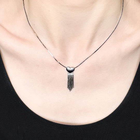 18ct White Gold Heart Necklace