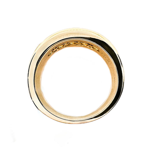 18ct Yellow Gold Five Diamond Ring
