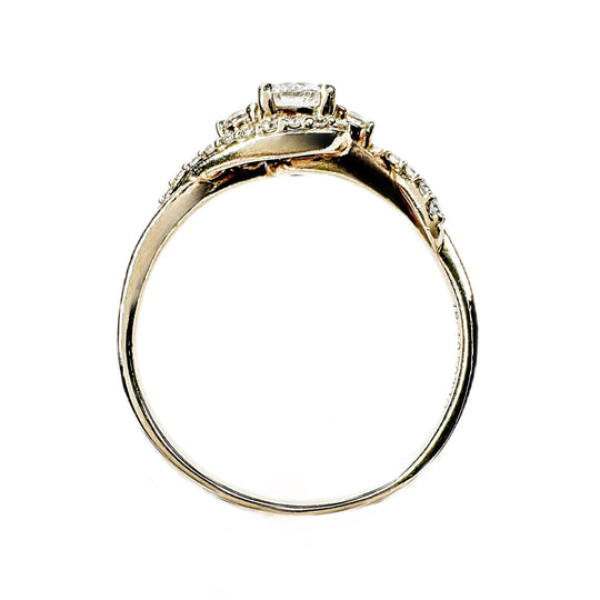 18ct Yellow Gold Fancy Diamond Ring
