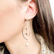 18ct Yellow Gold & Pearl Hoop Earrings