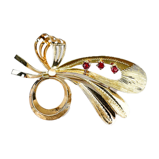 18ct Yellow Gold Ruby Brooch