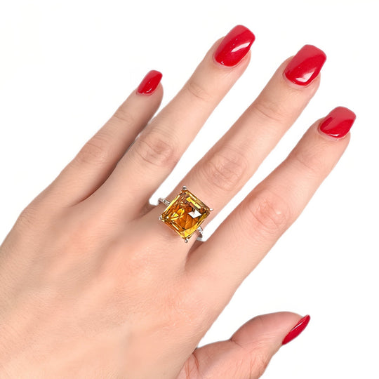 18ct White Gold Citrine Diamond Ring