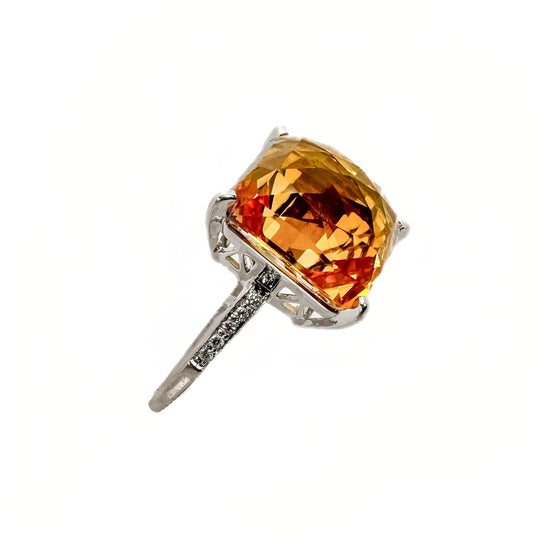 18ct White Gold Citrine Diamond Ring